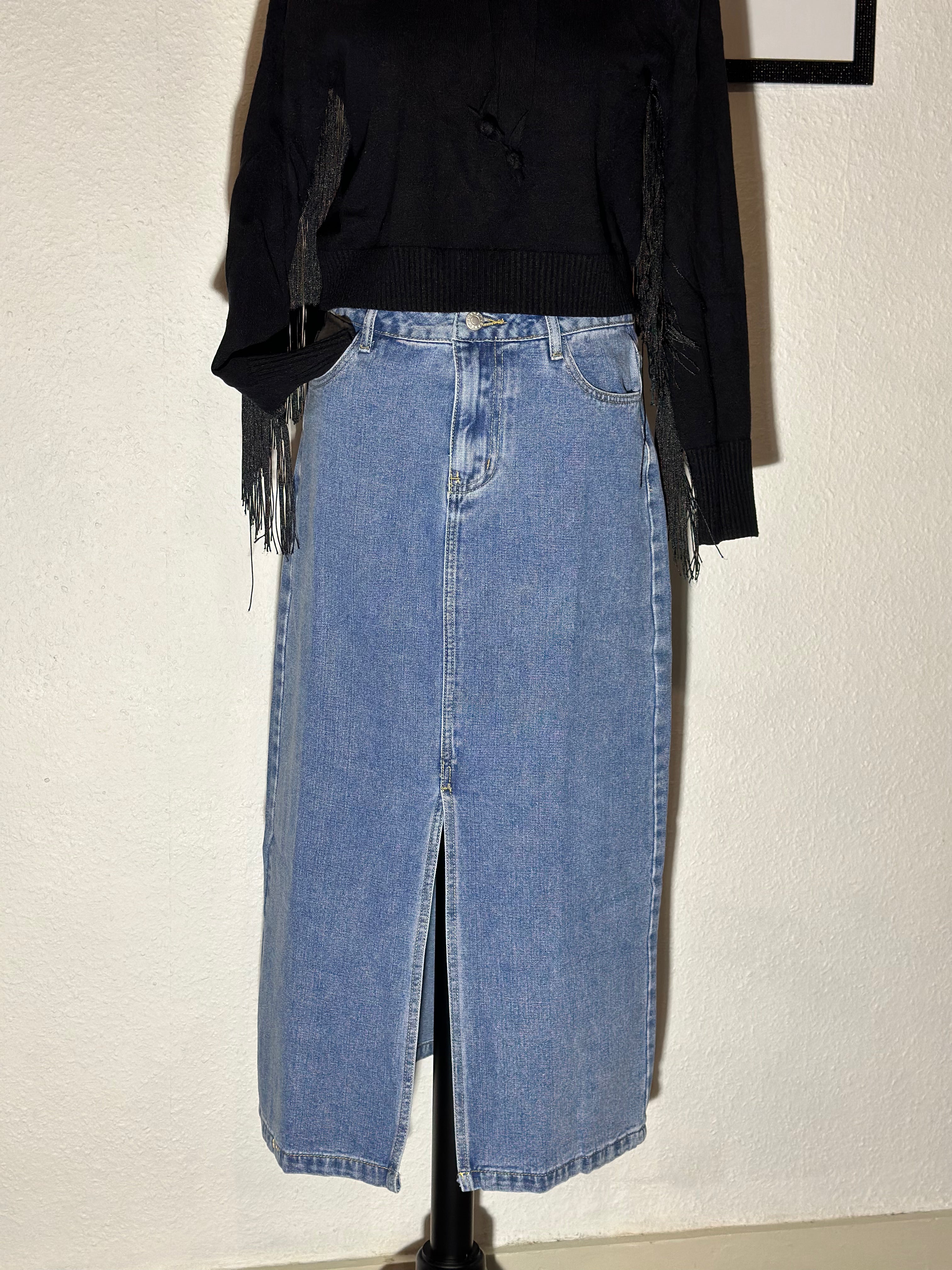 Maxi denim skirt
